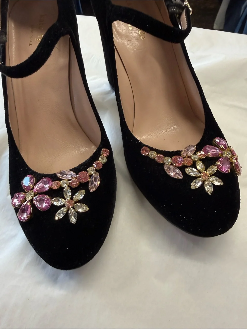 Kate Spade Ballina Black Velvet Crystal Mary Jane Pumps Heels 7.5 Italy